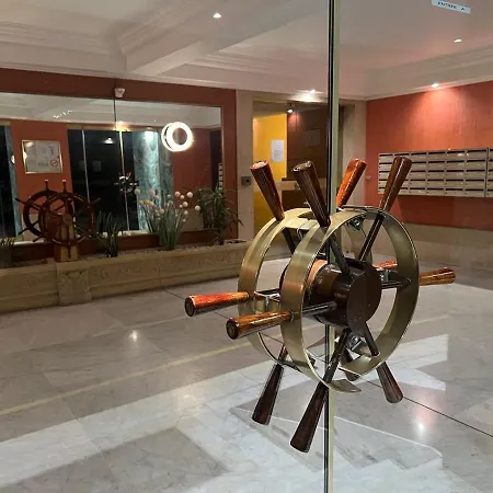 Seafront - Beautiful Flat With Aircon And Comfortable Loggia * Vallauris