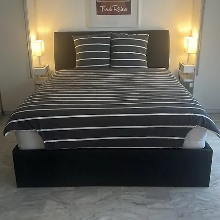 Seafront - Beautiful Flat With Aircon And Comfortable Loggia Daire *