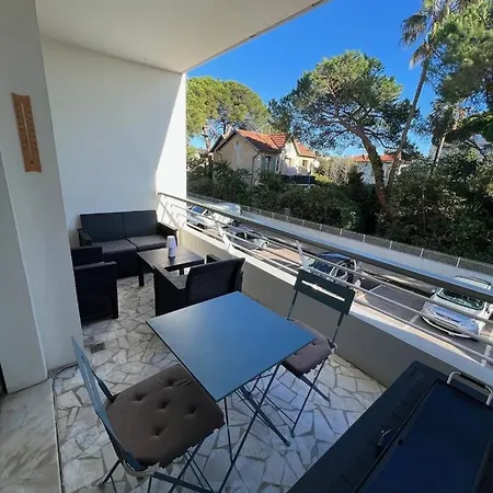 Seafront - Beautiful Flat With Aircon And Comfortable Loggia * Vallauris