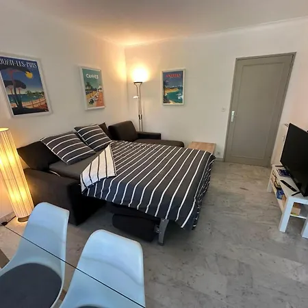 Apartmán Seafront - Beautiful Flat With Aircon And Comfortable Loggia *